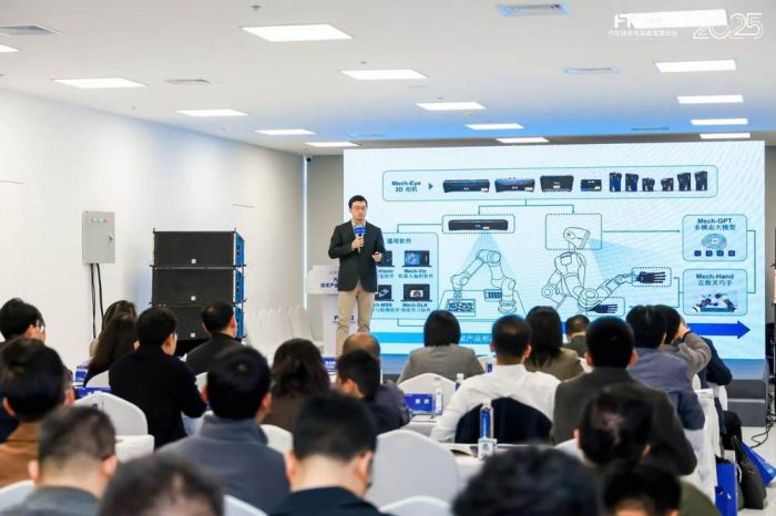 1762783749-02a80310e7140ac